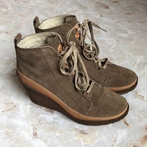 Merrell Brown Tremblant Ankle Wedge Boots